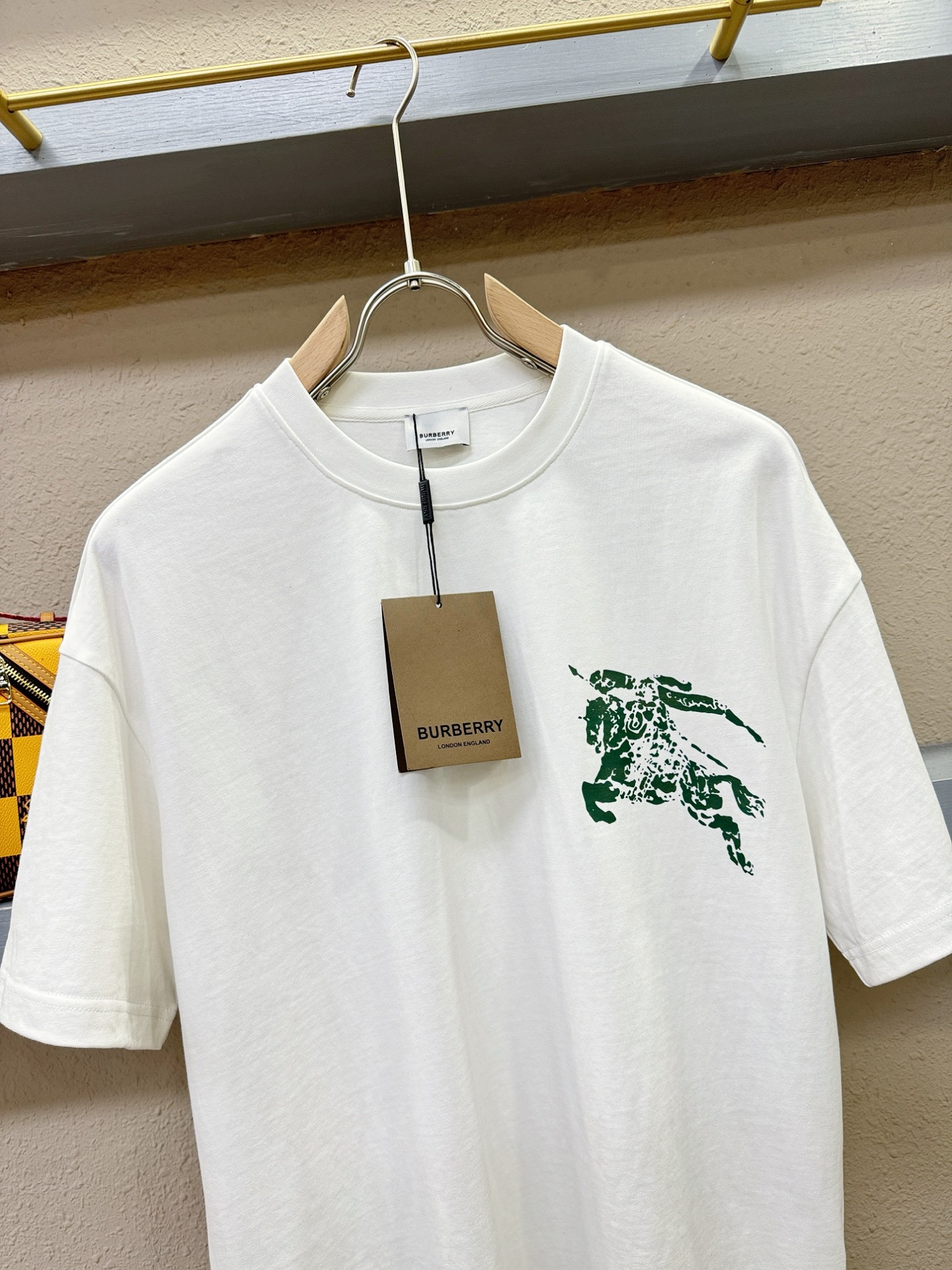 高仿衣服穿起來怎麼樣？從面料、版型到穿著體感全面解析 精品圖 1
