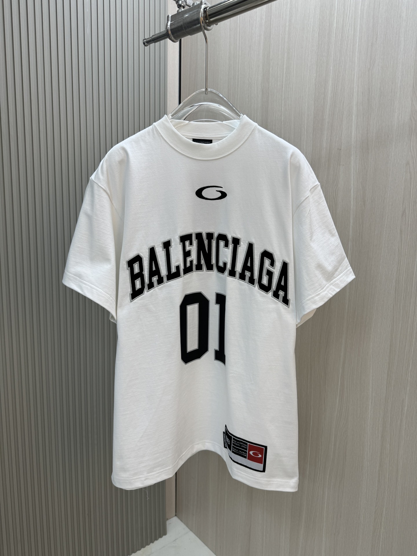 Balenciaga 短袖 T 恤怎麼樣？款式風格、質感與高仿版本觀察分析 精品圖 9