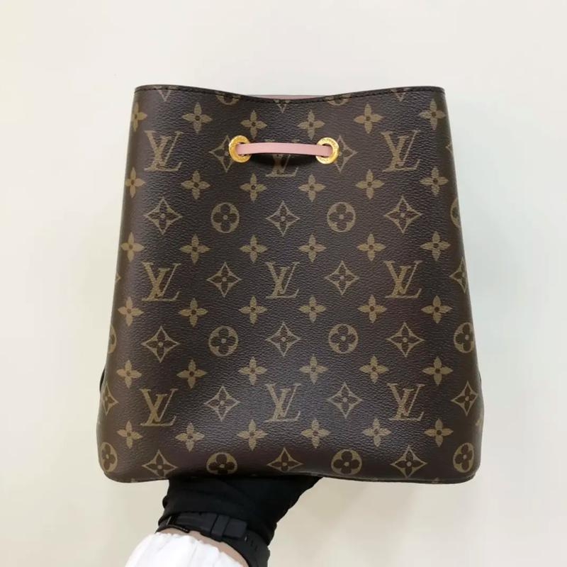 一比一還原到什麼程度？LV NéoNoé 開箱初印象 精品圖 10