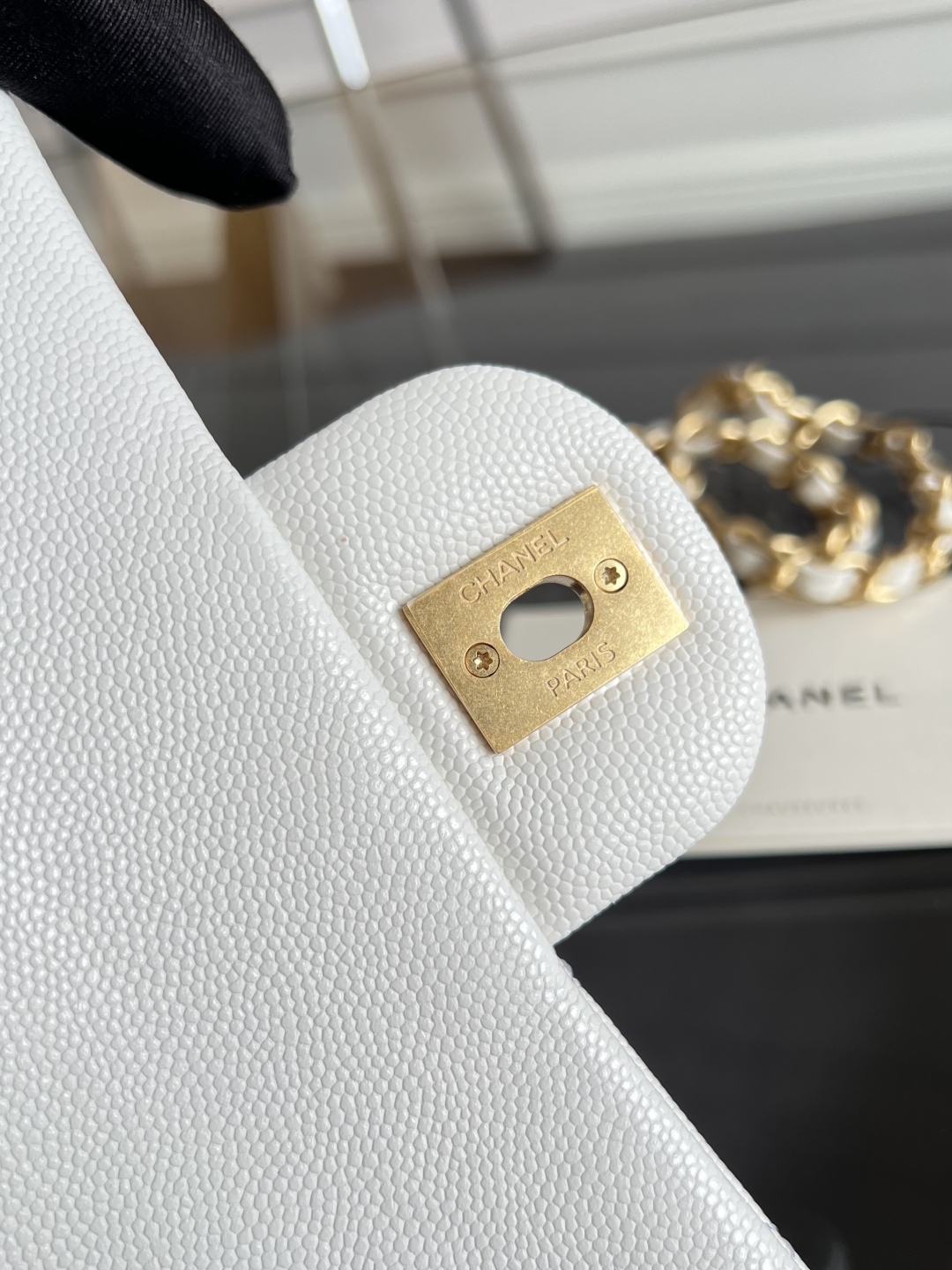 高仿香奈兒手提包使用感受:一年真實體驗分享 | 品質評測與選購建議 高仿圖 3 高仿香奈兒手提包使用感受:一年真實體驗分享 | 品質評測與選購建議 精品圖 3