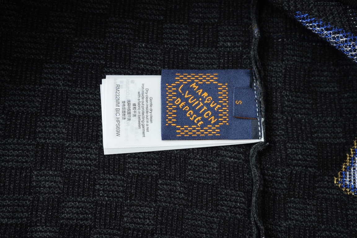 原單服裝值得買嗎?從面料、剪裁與洗滌觀察真實差別 高仿圖 3 原單服裝值得買嗎?從面料、剪裁與洗滌觀察真實差別 精品圖 3